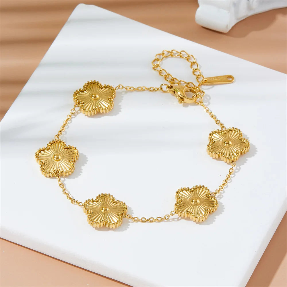 Bracelet Trèfle Cinq Feuilles Doré
